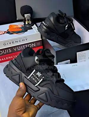Amiri Sneakers