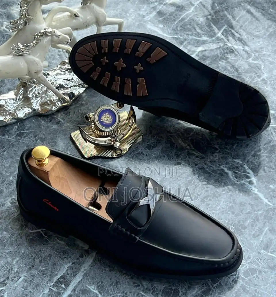 Classic Men Shoe