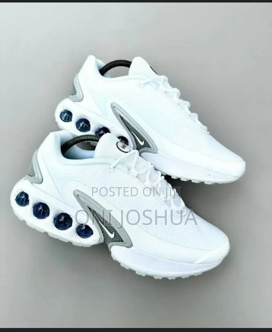 Supreme Nike SNKS