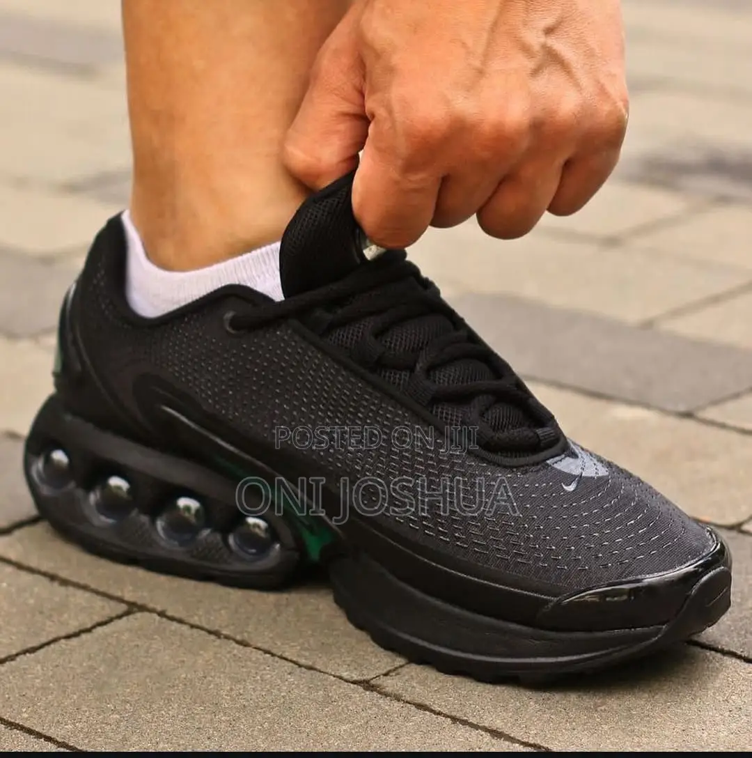 Supreme Nike SNKS