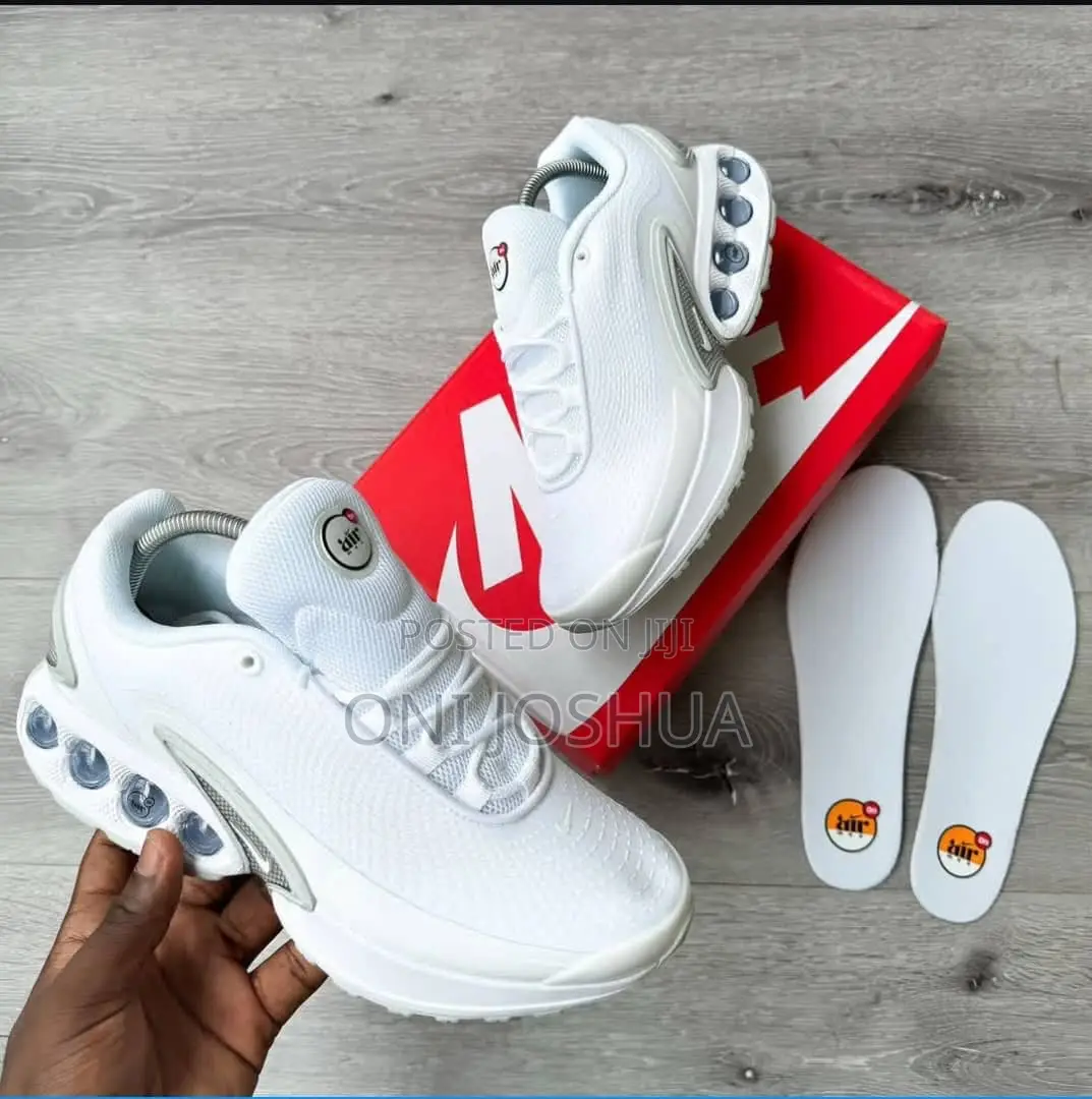 Supreme Nike SNKS
