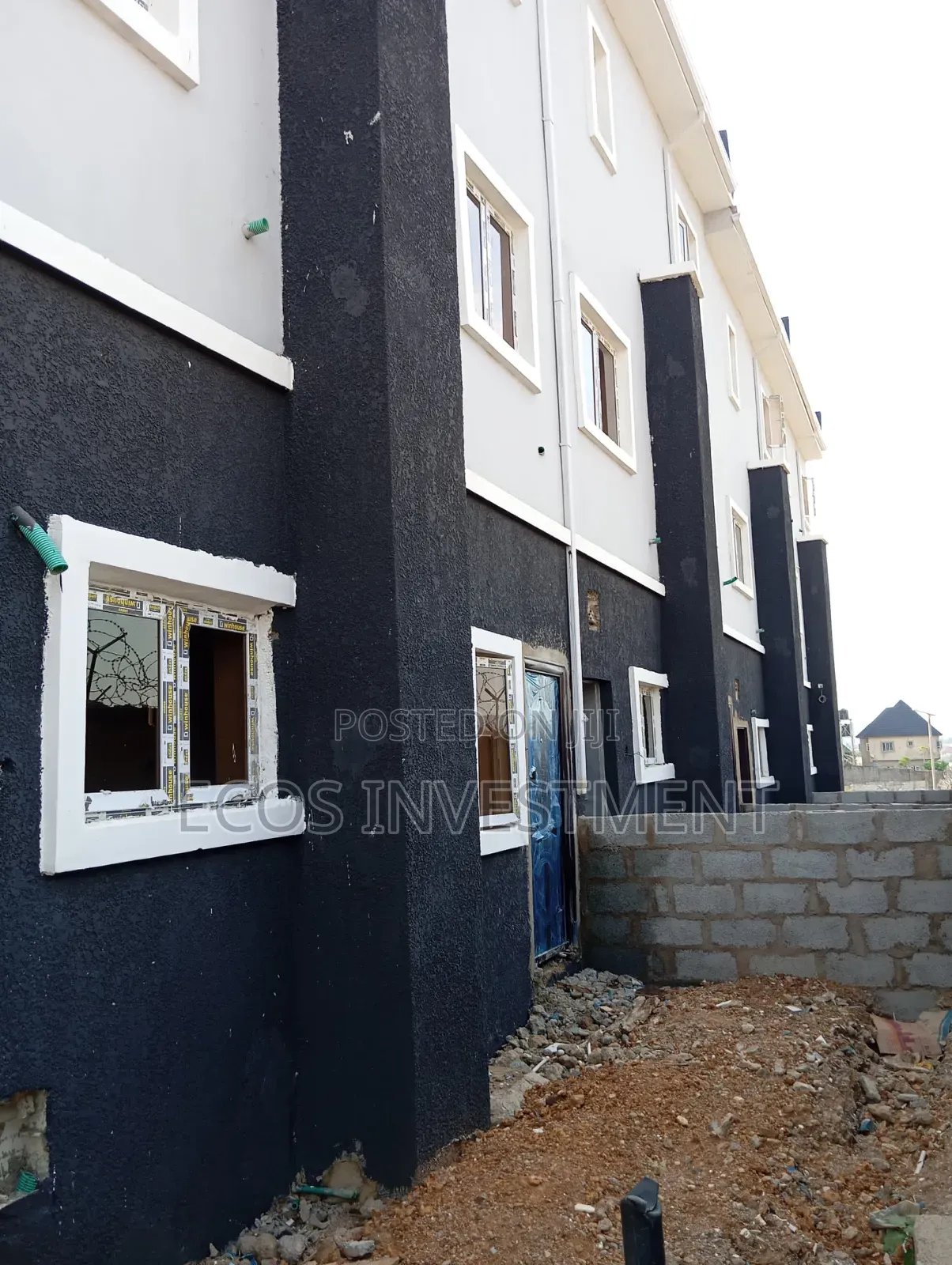 3bdrm Block of Flats in Kubwa for sale