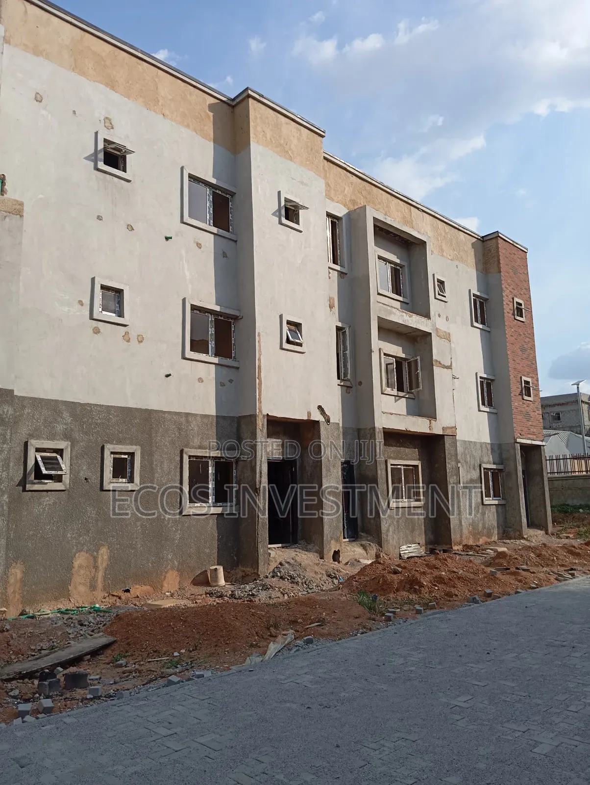 3bdrm Block of Flats in Kubwa for sale
