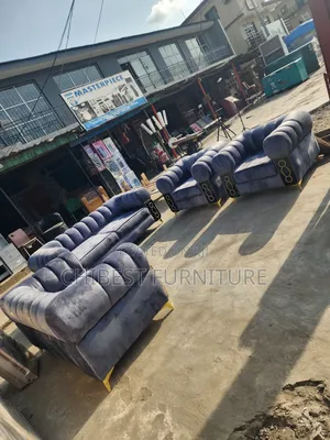 Luxury Set of Sitting Room Sofa Couch.