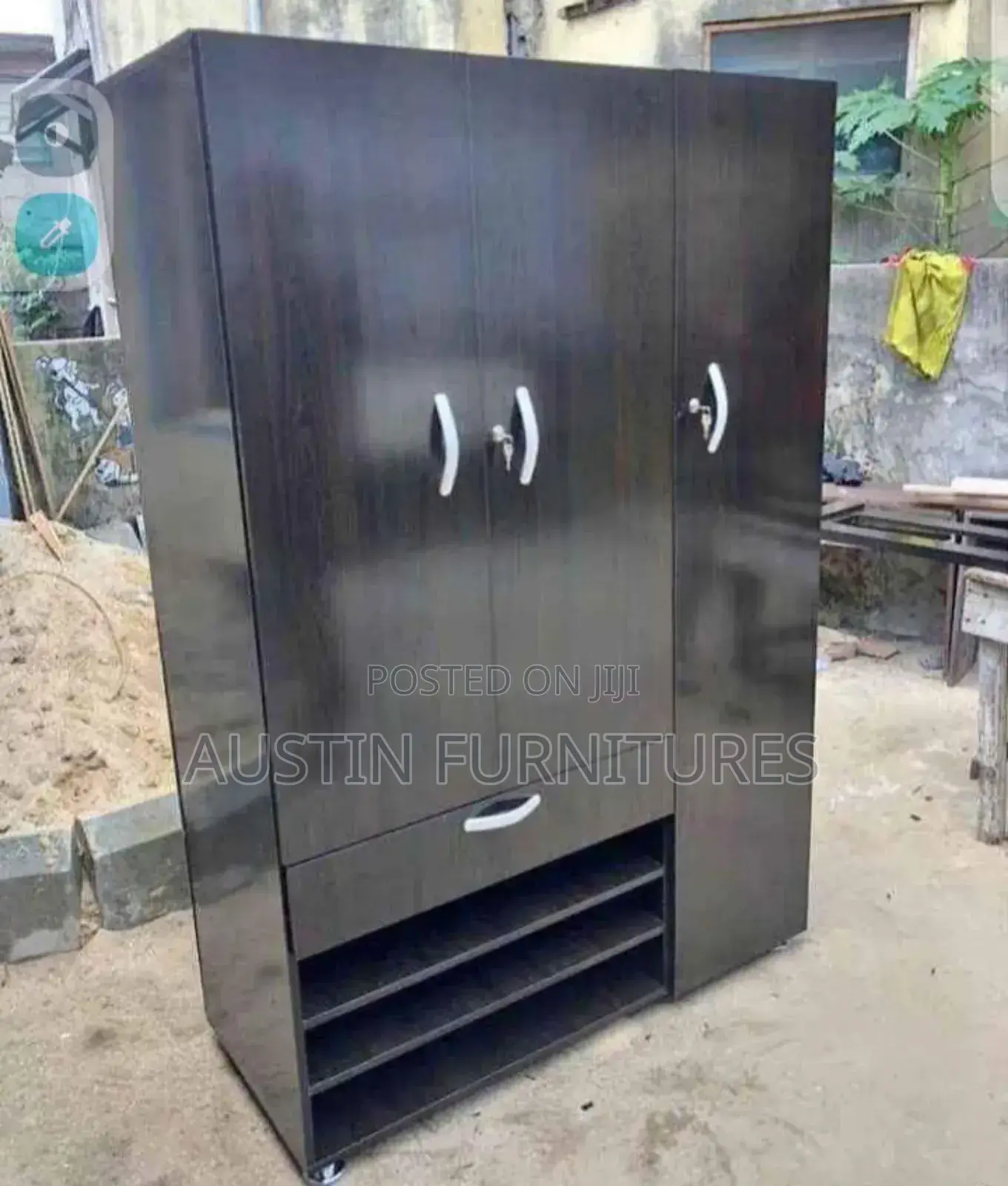 Strong 4 by 6 Wardrobe