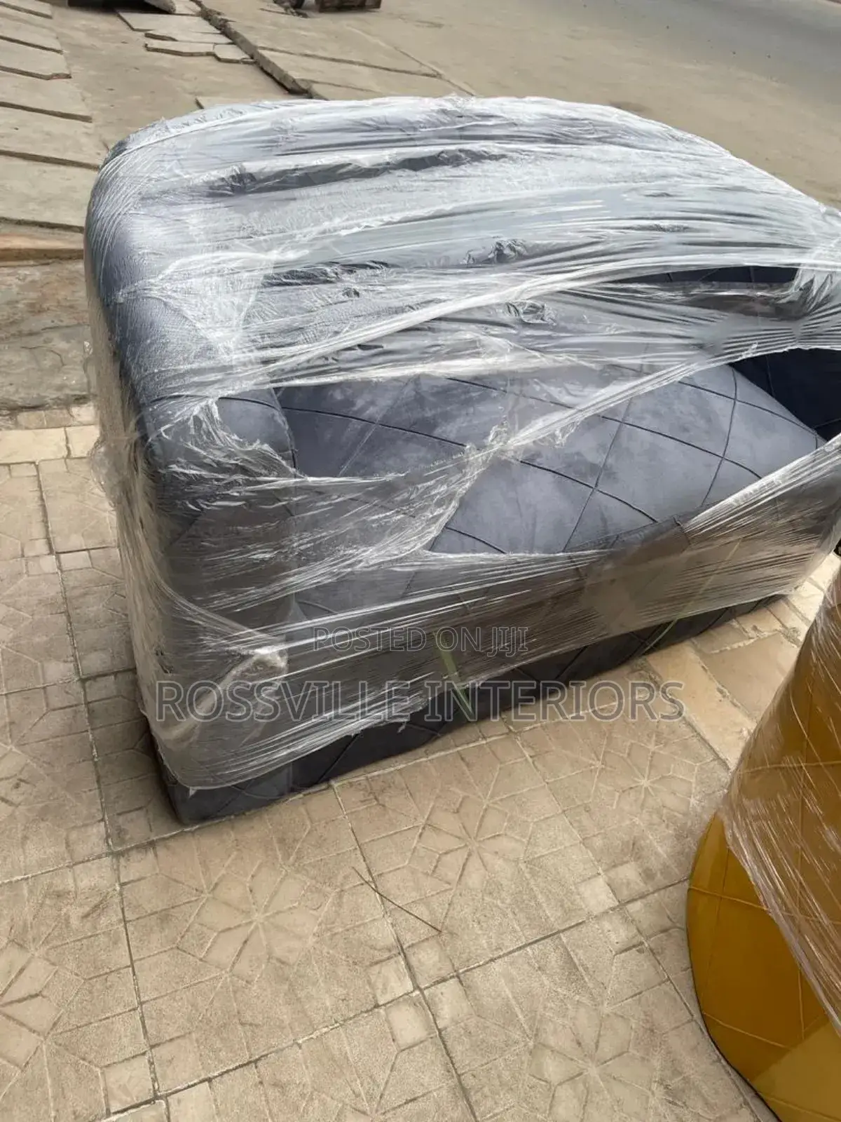 Highquality Velvety Sofa Chair