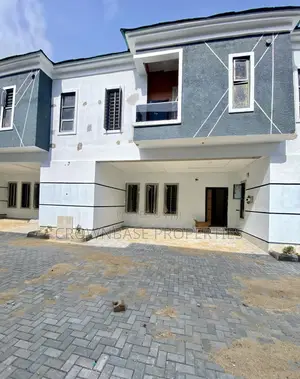 4bdrm Duplex in Lekki for sale