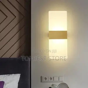 Modern Rooms Wall Bracket Light