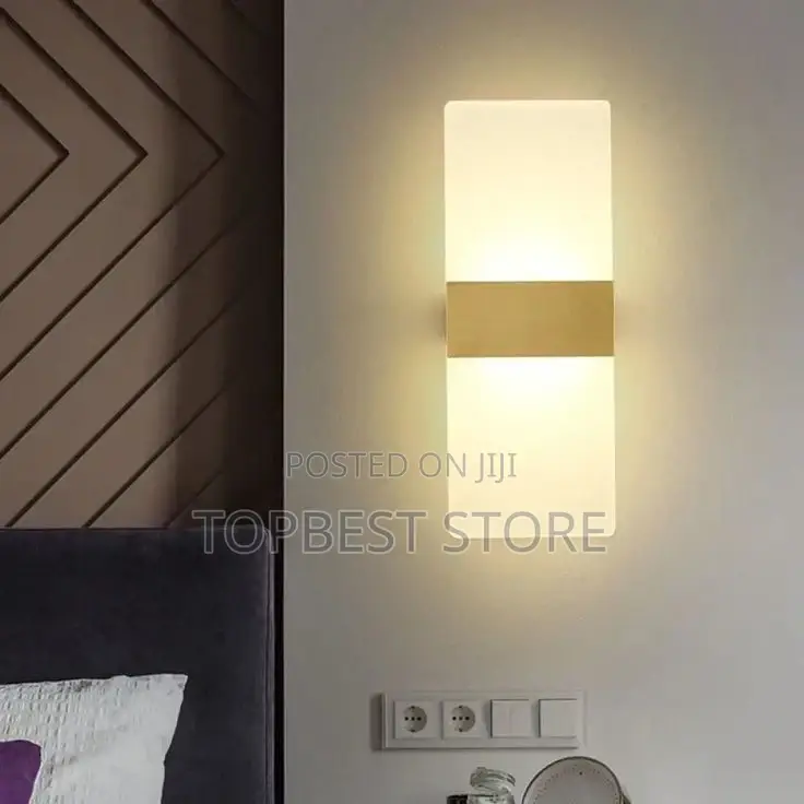 Modern Rooms Wall Bracket Light