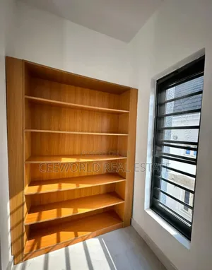 4bdrm Duplex in Lere Adigun Gra, Basorun for rent