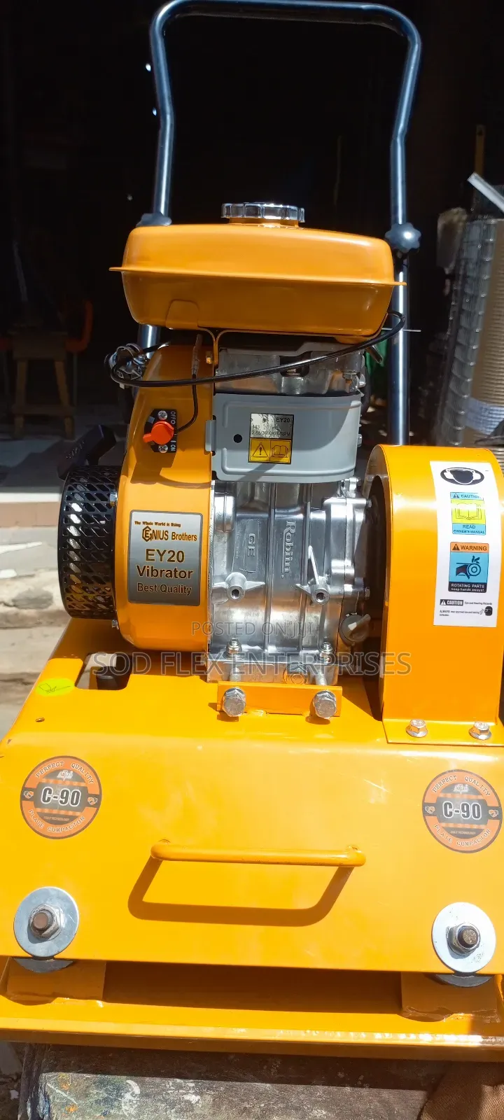 Robin C90 Compactor Construction Machines