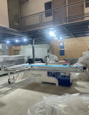 Sliding Table Panel Saw –High Precision, Power Performance