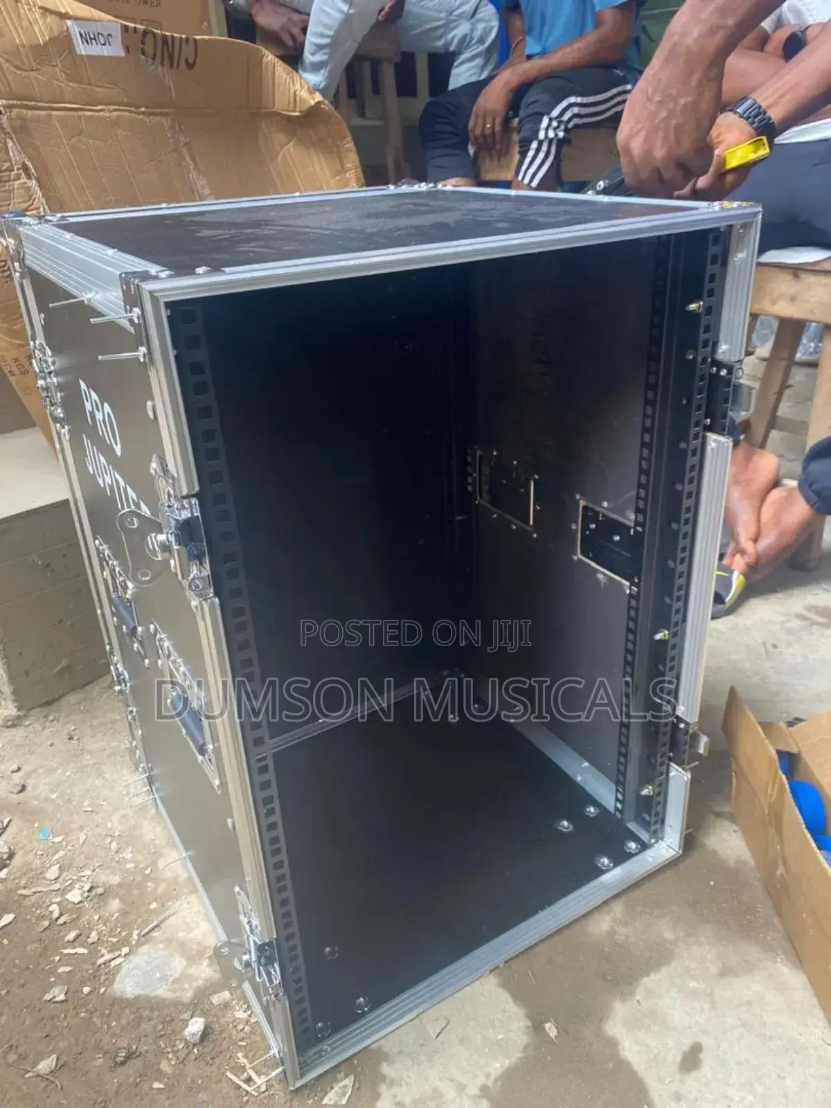 16 Units Rack Movable
