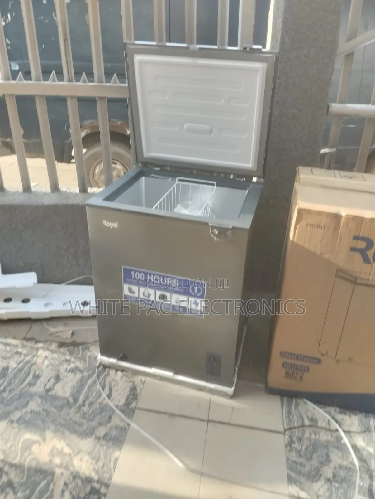 New Royal Deep Freezer 155 L Copper Low Consumption  > 1yrs