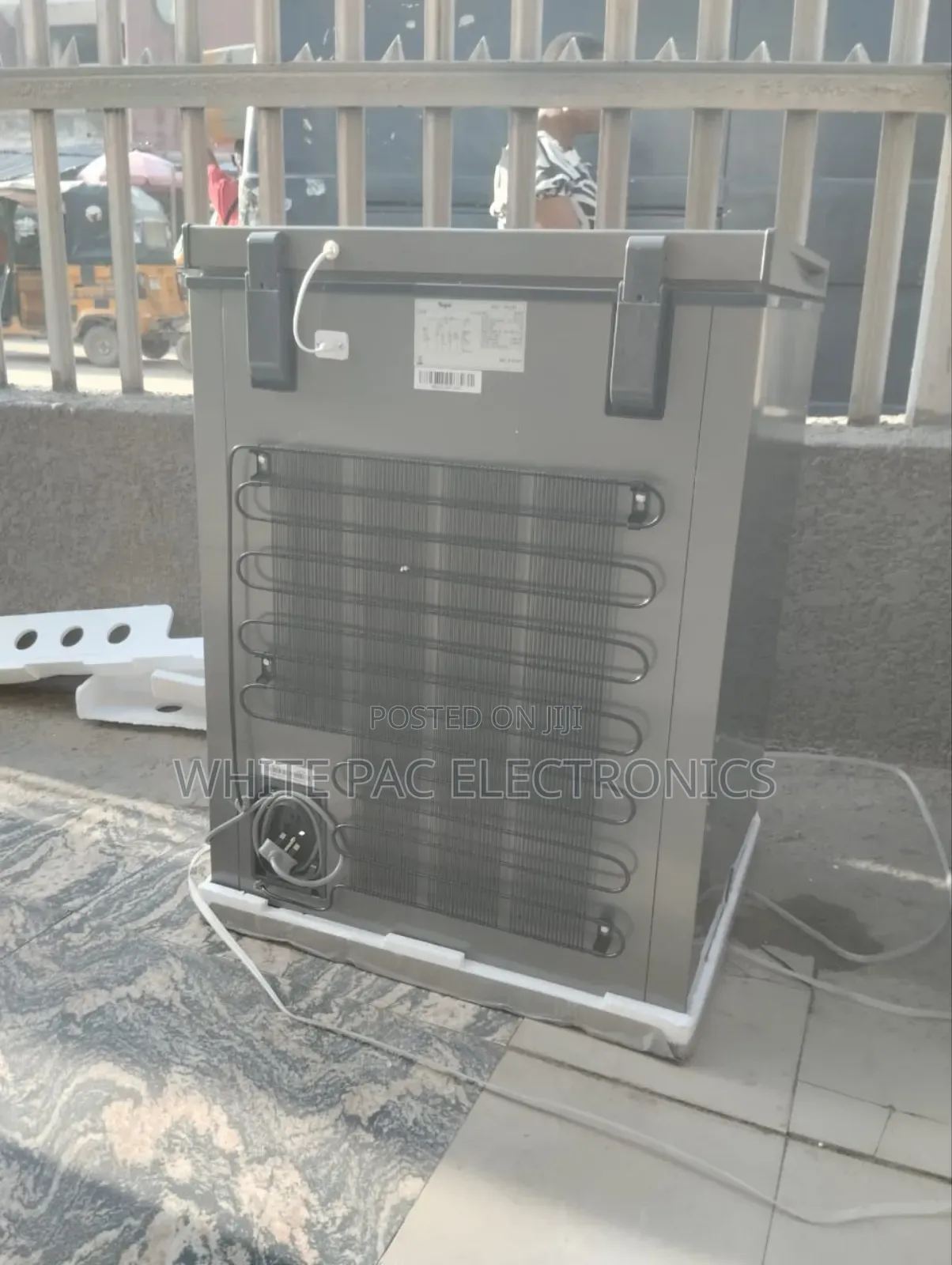New Royal Deep Freezer 155 L Copper Low Consumption  > 1yrs