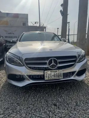 Mercedes-Benz C300 2017 Silver