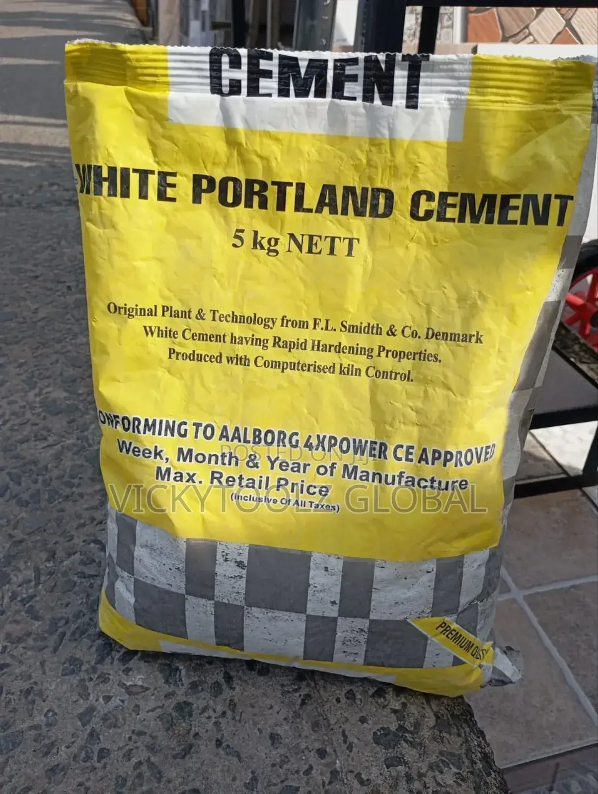 White Cement or Filler