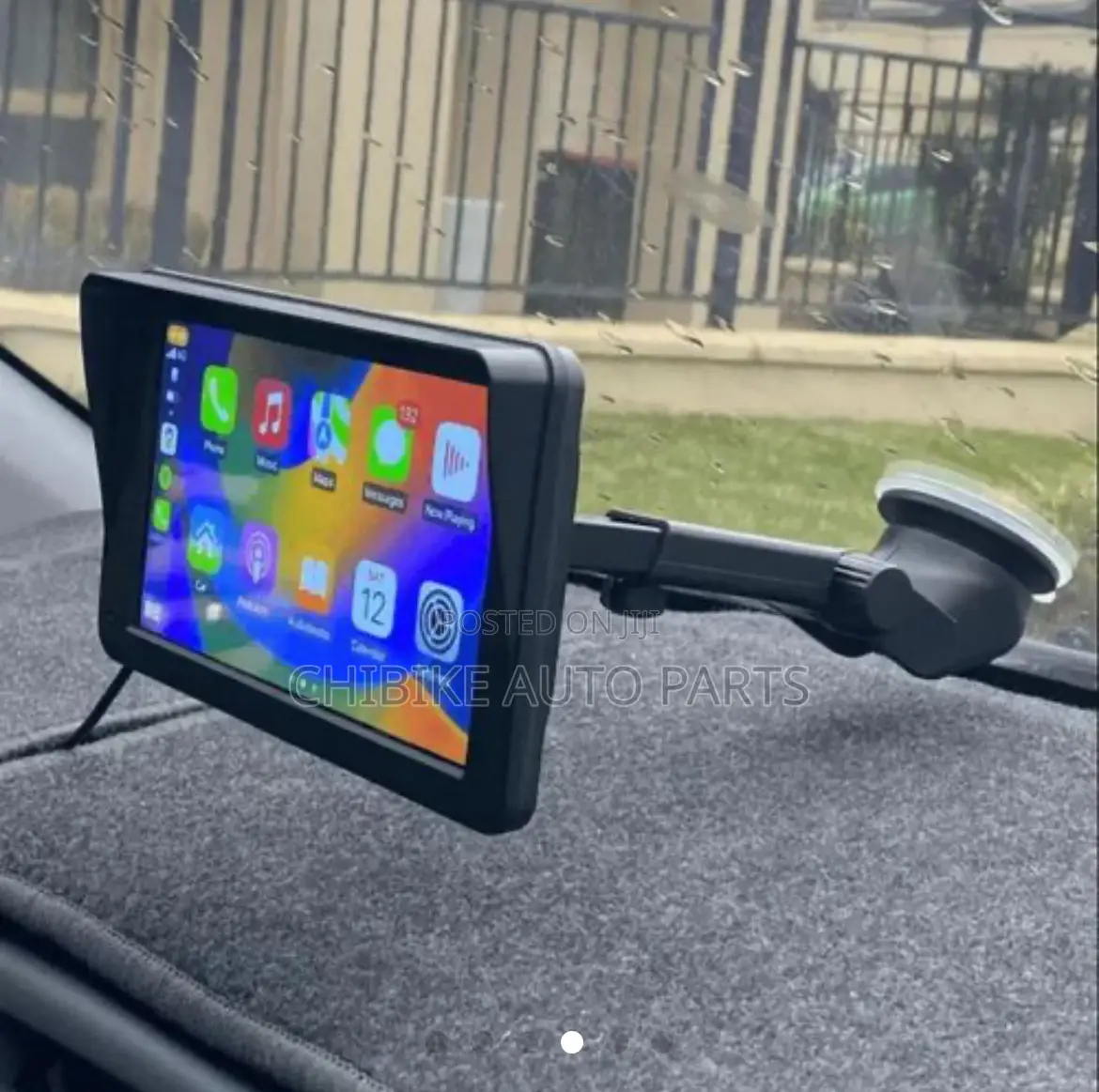 Dashboard Apple Carplay/Android Autos With Reverse Camera