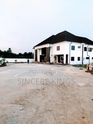 Furnished 6bdrm Duplex in Shelter Afrique, Uyo for sale