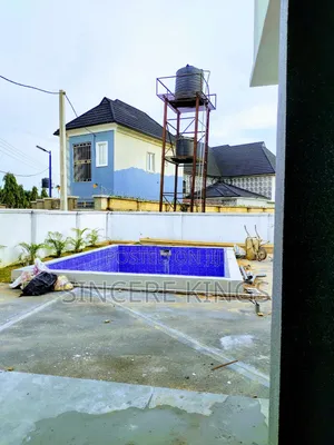 Furnished 6bdrm Duplex in Shelter Afrique, Uyo for sale