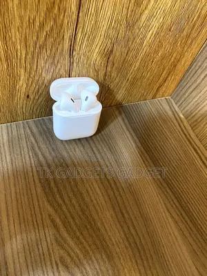 Photo - Used Apple Airpods 2 With Wireless Earbuds