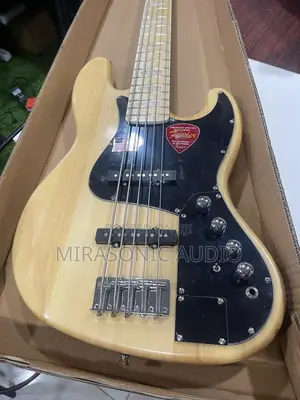 Fender Jazz Bass