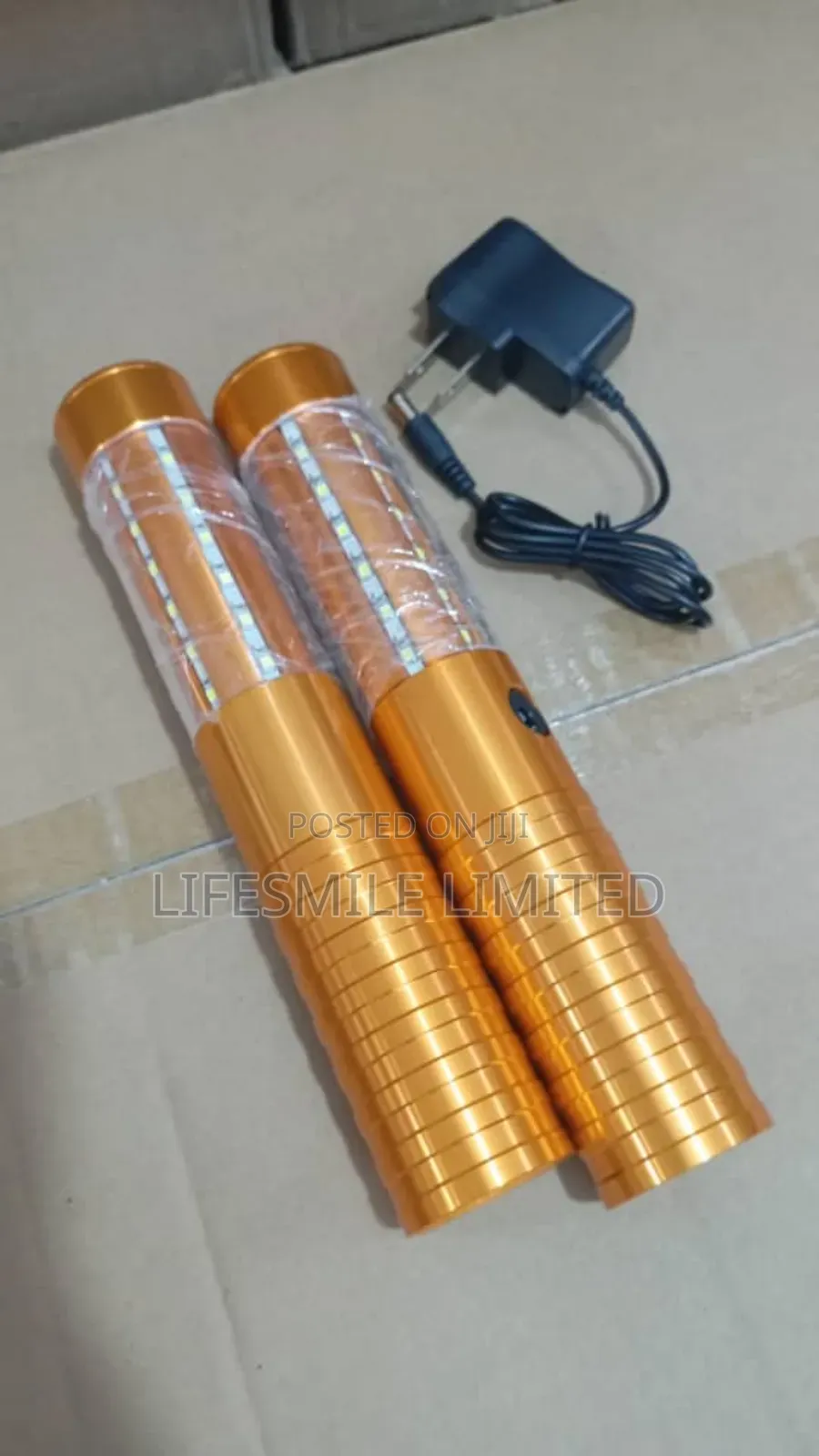 Led Barton Rechargeable Champagne Light