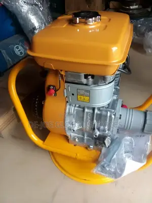 Poker Concrete Vibrator Machine Robin
