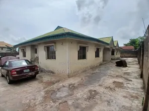 6bdrm Bungalow in Agbofieti/Idi-Ishin, Ibadan for sale