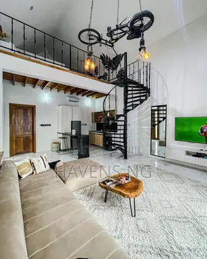 2 Bedroom Luxurious Detached Loft Unit.