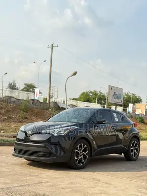 Photo - Toyota C-HR 2019 Black