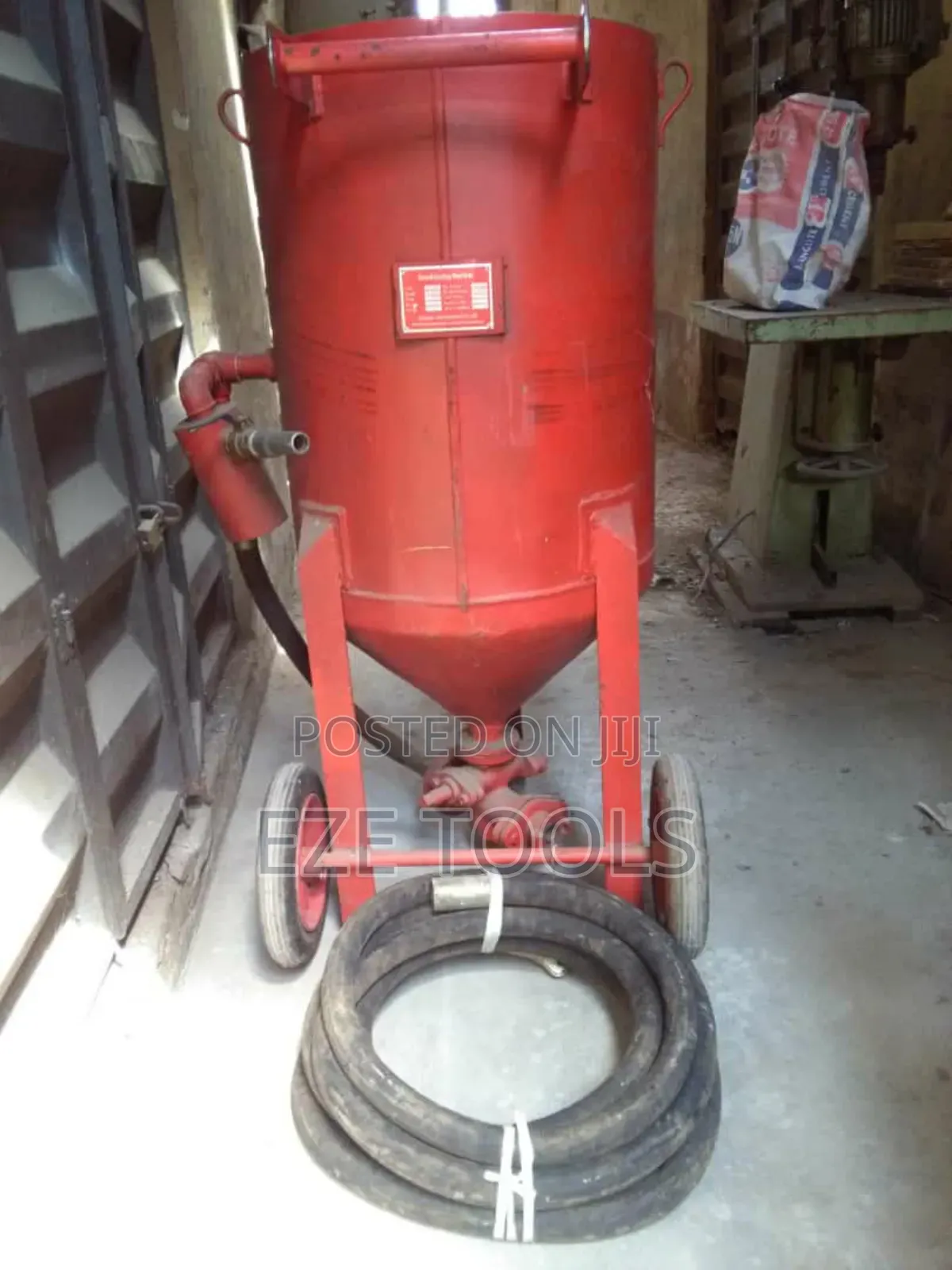 300l Sand Blasting Machine