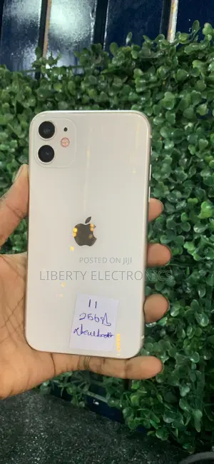 Apple iPhone 11 256 GB White