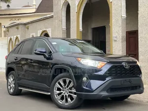 Toyota RAV4 2020 Matt Black