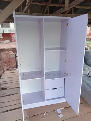 Walldrobe With Inner Drawers