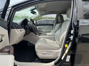 Toyota Venza V6 AWD 2012 Matt Black