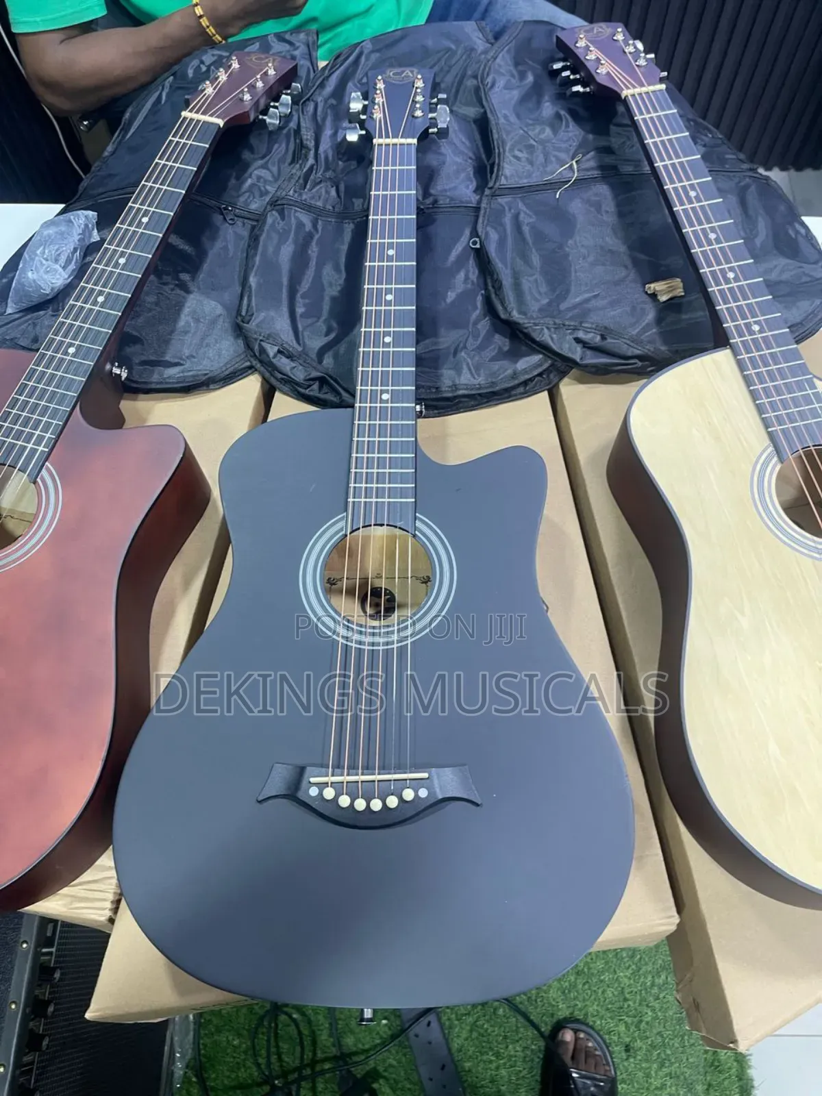 Professional Box Acoustic Guitar