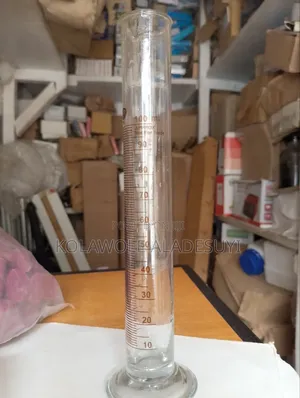 100ml Measuring Cylinder