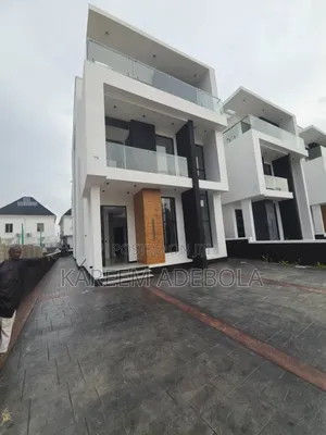 Furnished 5bdrm Duplex in Lekki County for sale