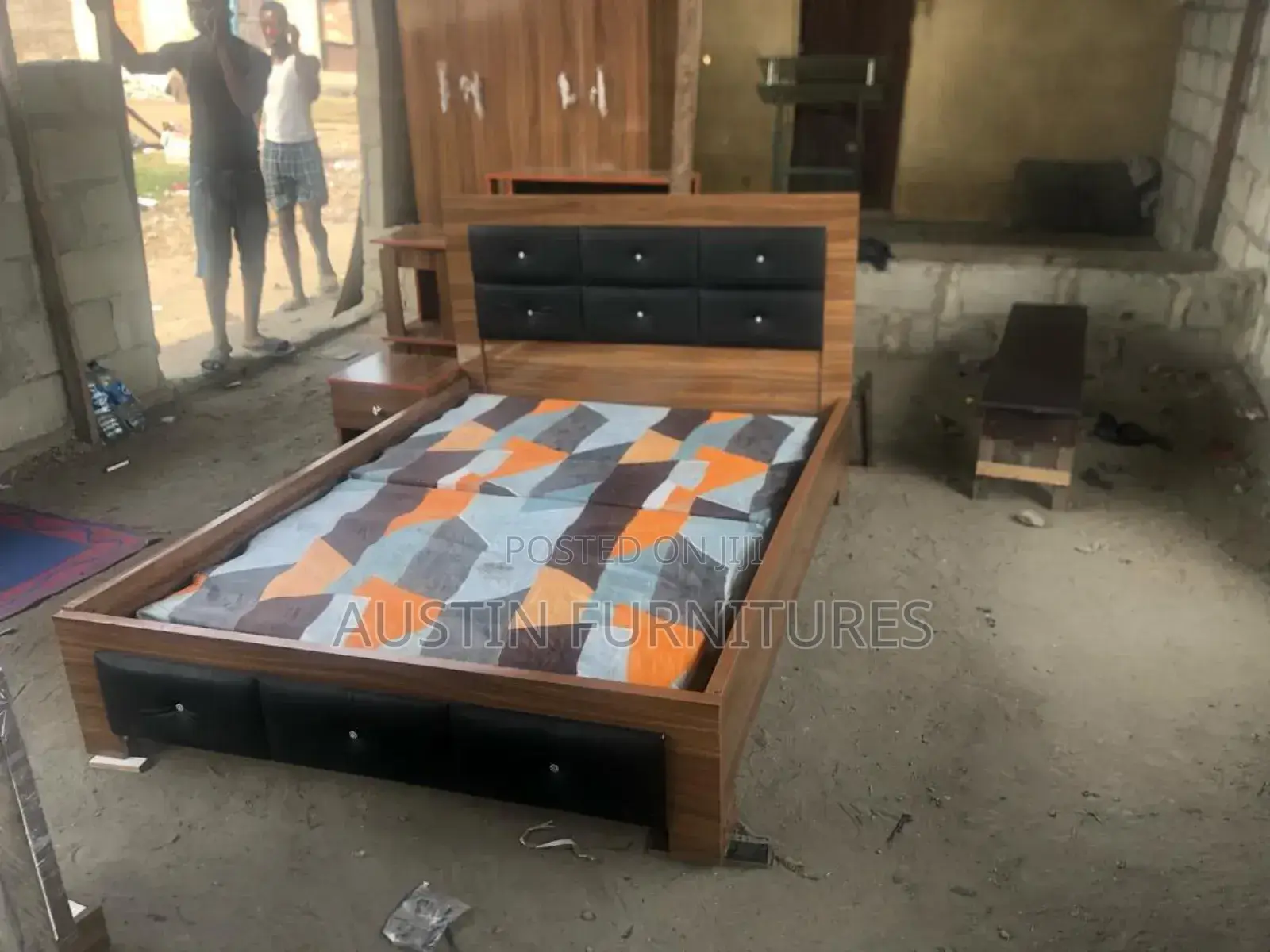 Get Your Luxury Bed Frame and Bed Side