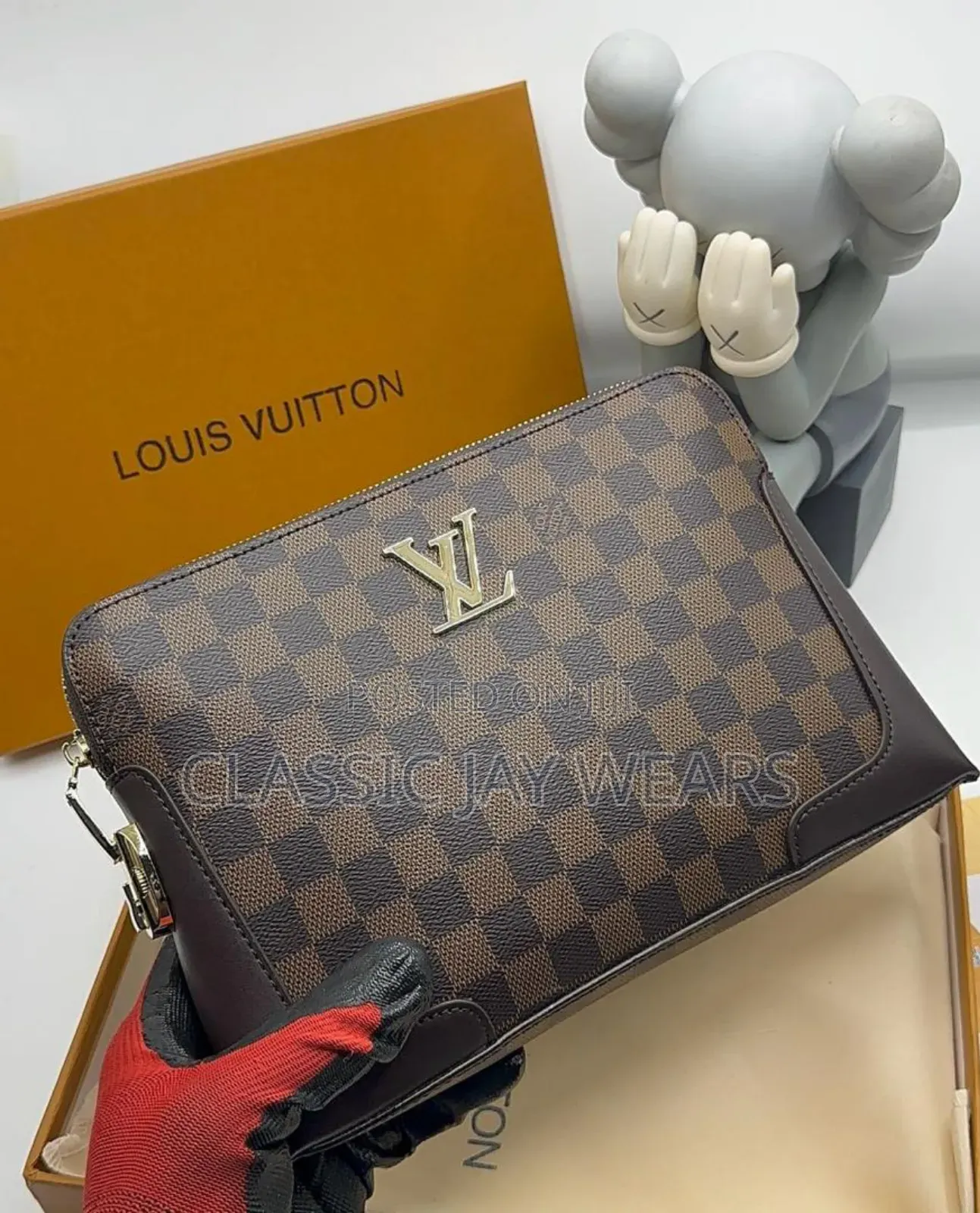 Brown Quality Louis Vuitton Pulse Available