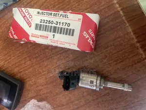 Toyota Sienna Fuel Injector Nozzle 2017-2019 23250-0p090