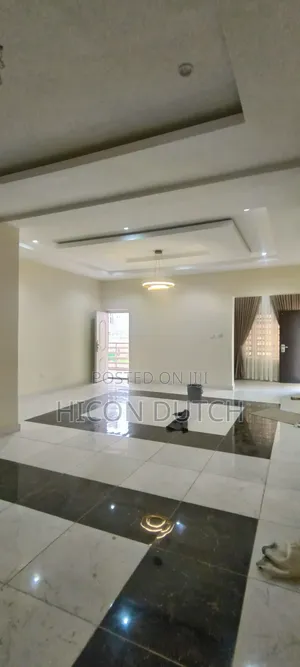 3bdrm Block of Flats in Wuye Dakyibiu for rent