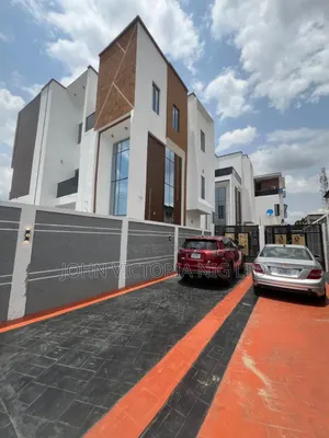 5bdrm Duplex in Magodo Phase One for sale