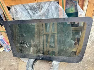 Benze Sprinter Bus W906 2019 Frame Glass Available