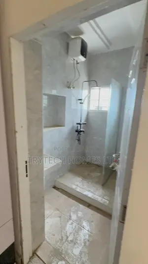4bdrm Townhouse / Terrace in Jahi for rent