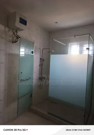 5bdrm Duplex in Magodo Phase2 for rent