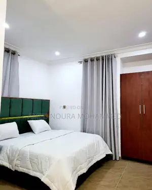 Photo - Home Decorators