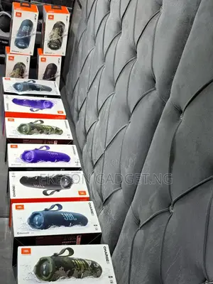 Brandnew Jbl Charge 6 Bluetooth Speaker
