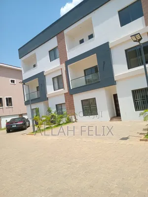 5bdrm Duplex in Jahi for sale
